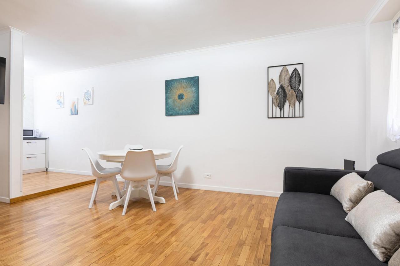 Mosaic Trastevere Silver Apartment - Top Collection Рим Экстерьер фото