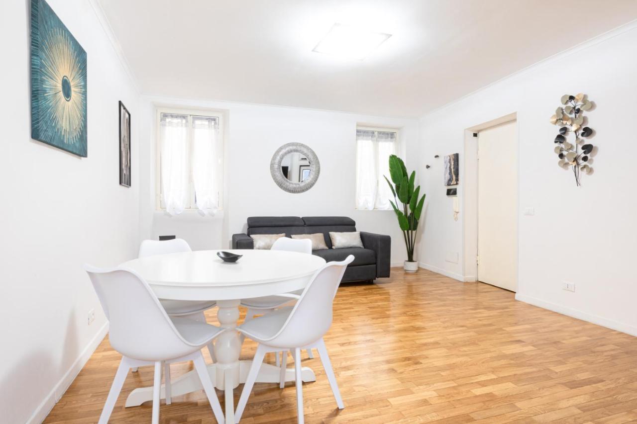 Mosaic Trastevere Silver Apartment - Top Collection Рим Экстерьер фото